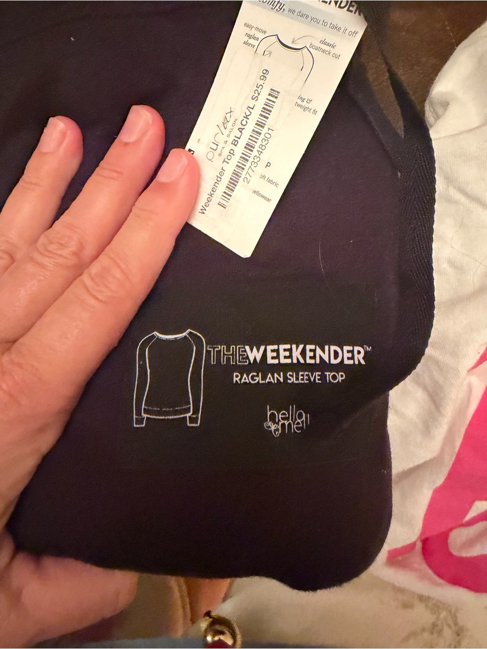 Hello Mello The Weekender Raglan Sleeve Top - Black